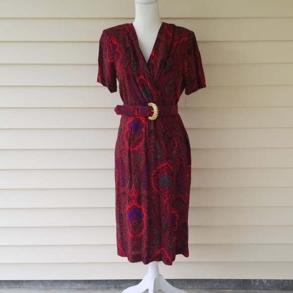 Melissa Dresses & Skirts - Vintage Melissa Petite red Paisley Dress with Belt